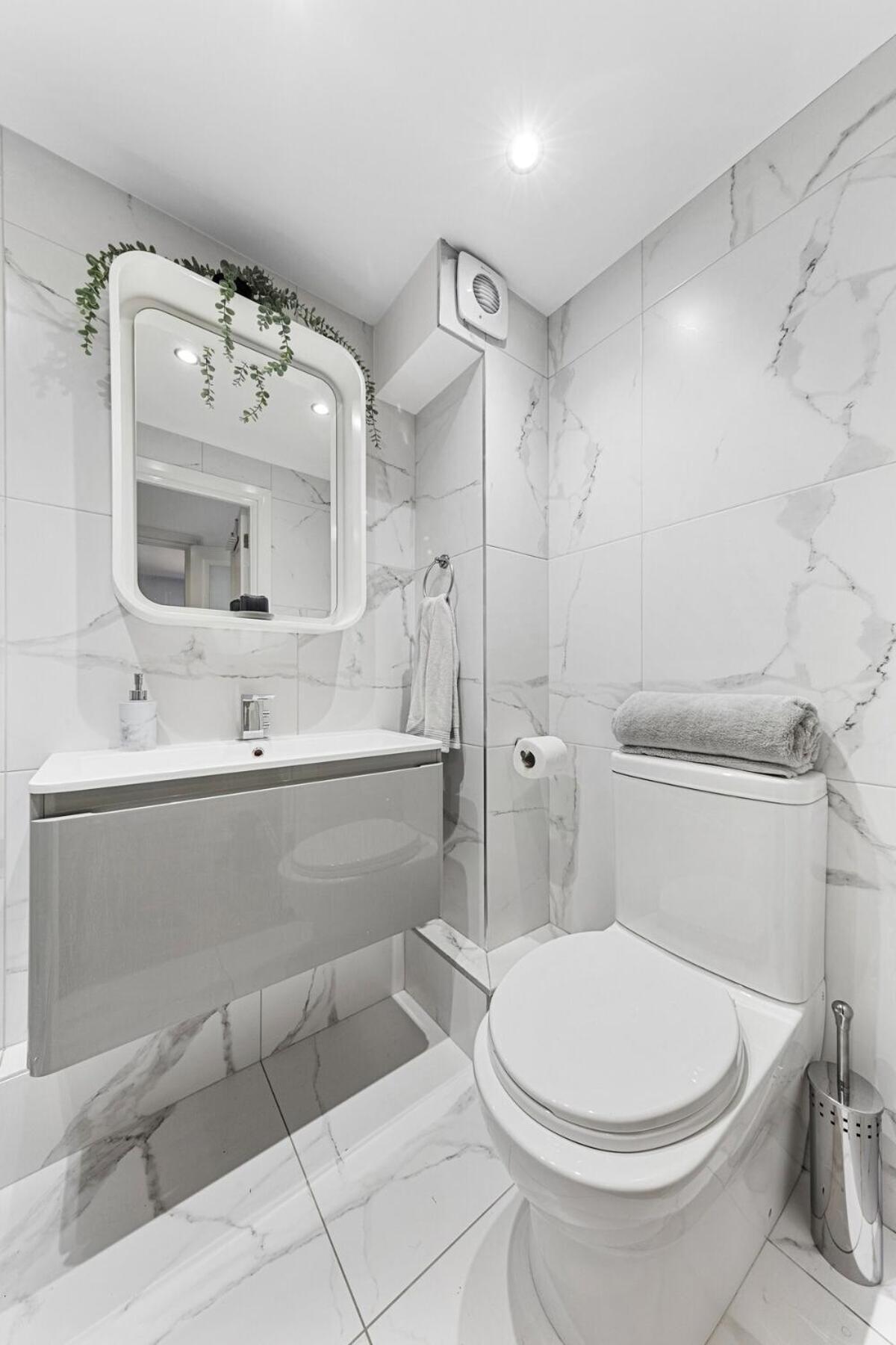 Central London Luxury, Relaxing Apartment! 2 Mins From Paddington Station! Стая снимка